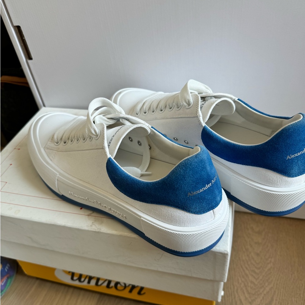 $670 auth Alexander Mcqueen Deck Lace Up Plimsoll 45/12